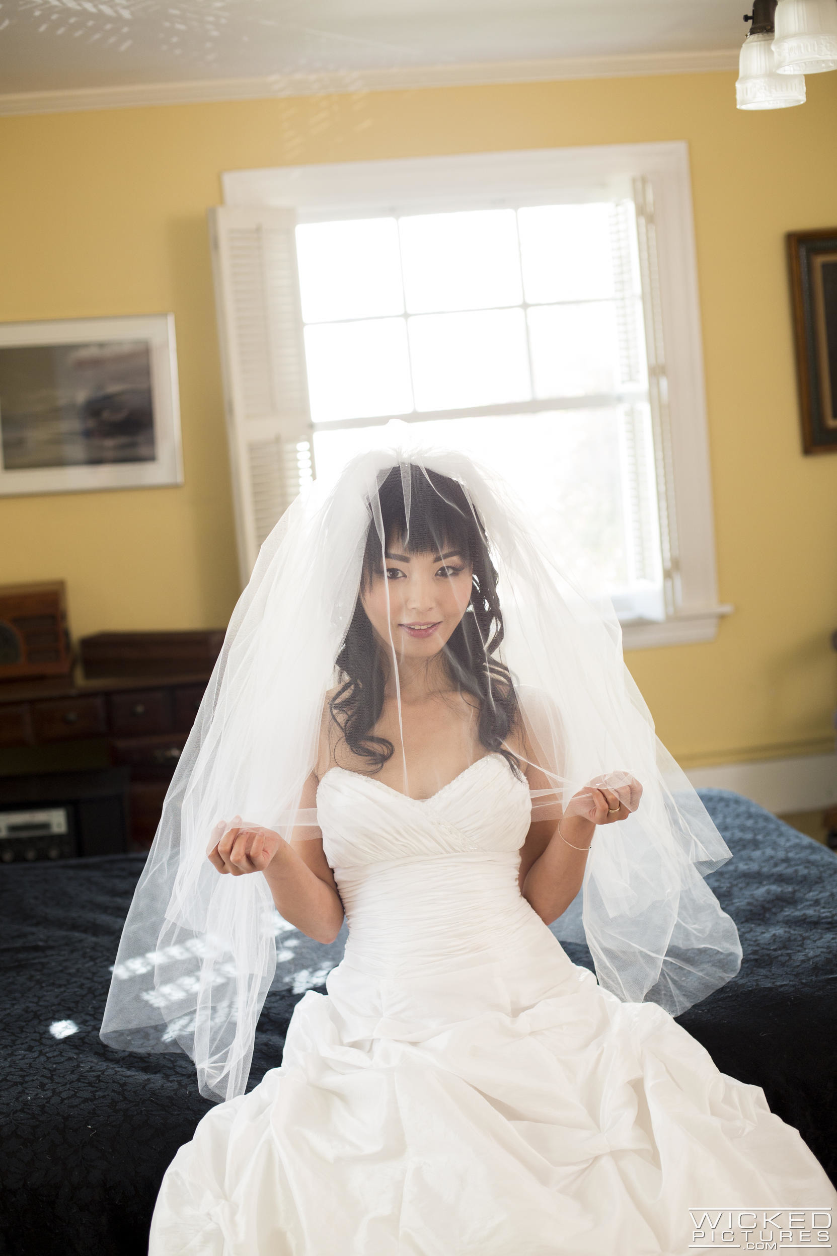 1663px x 2495px - Shaved Asian Bride Marica Hase Wearing Wedding Ring Giving Blowjob - Image  Gallery #281874